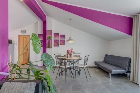 Apartments Deepwater - Unit 376470-13
