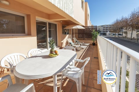 BnB Homes Comfortable Duplex Apartment