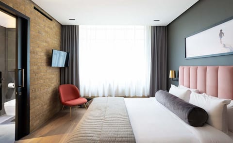 One Bed Serviced Apartment in Victorian Warehouse