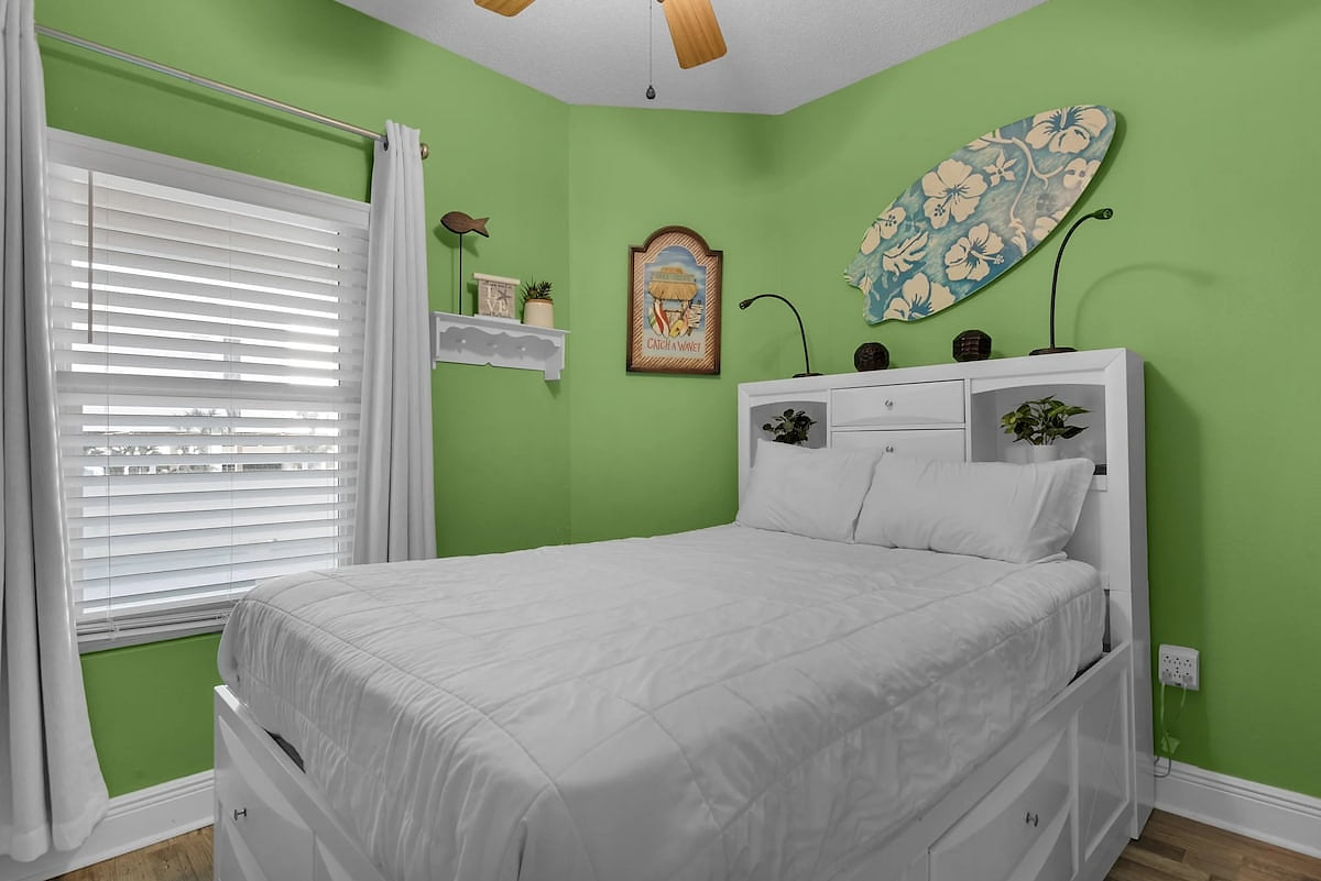2nd Floor- Beach Chair Service-Majestic Beach! image 27