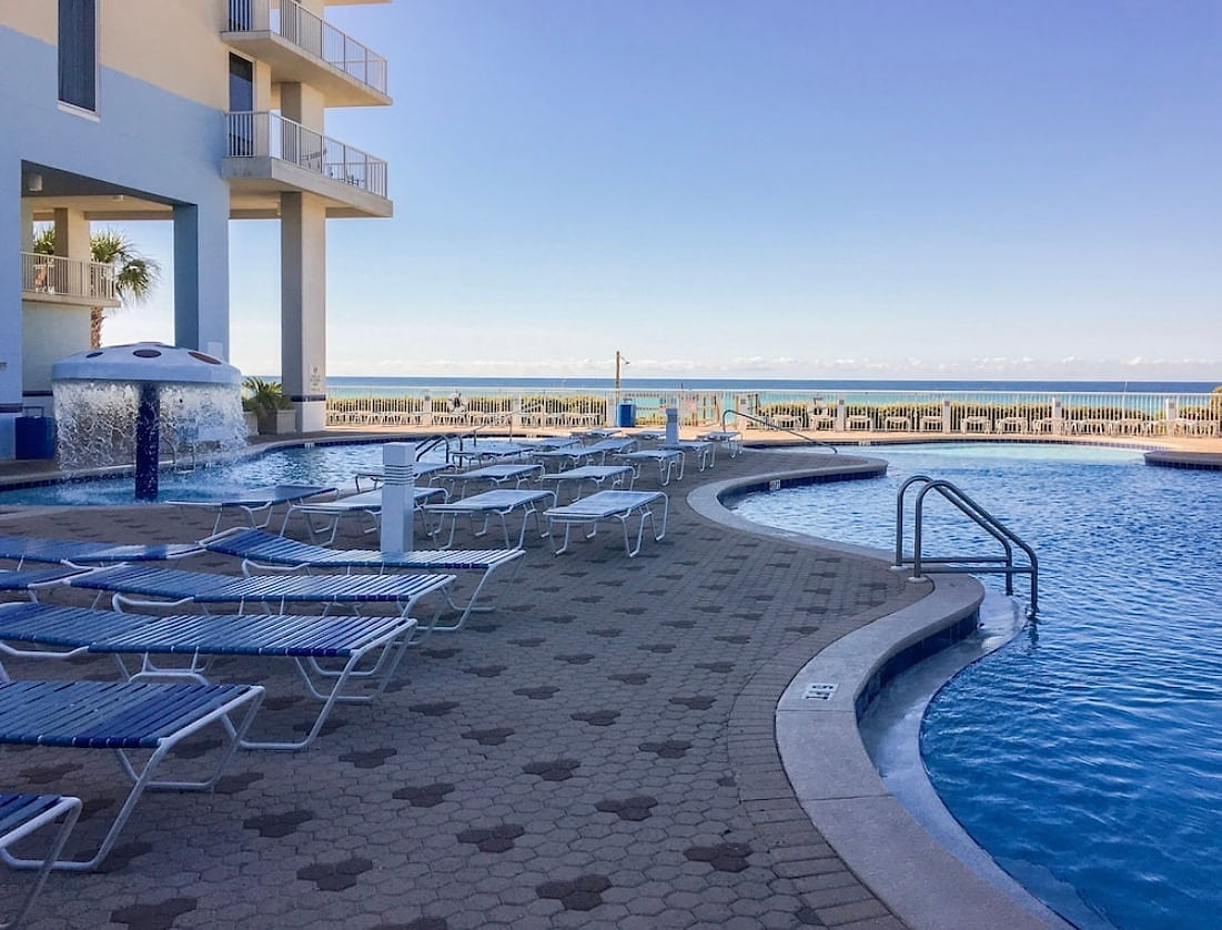 Outdoor pools 2nd Floor Beachfront Condo w/Beach Chair Service!