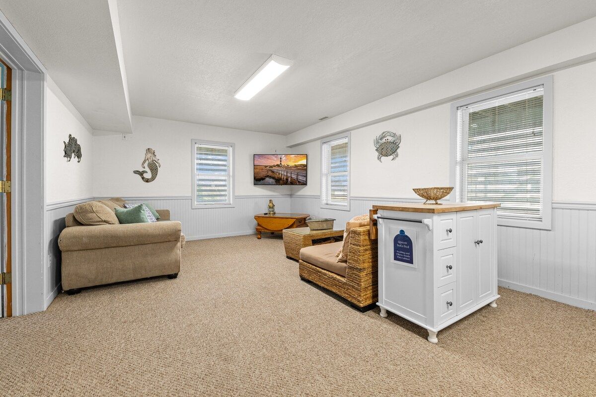 First Floor Living Room 