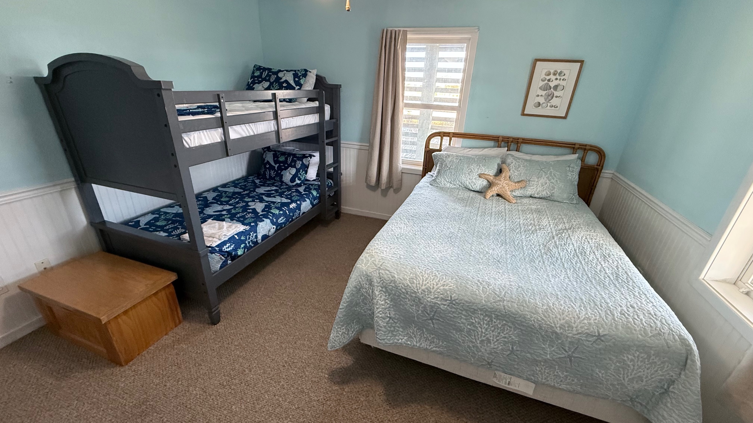 Queen + Twin Bunk Room 1st Floor 