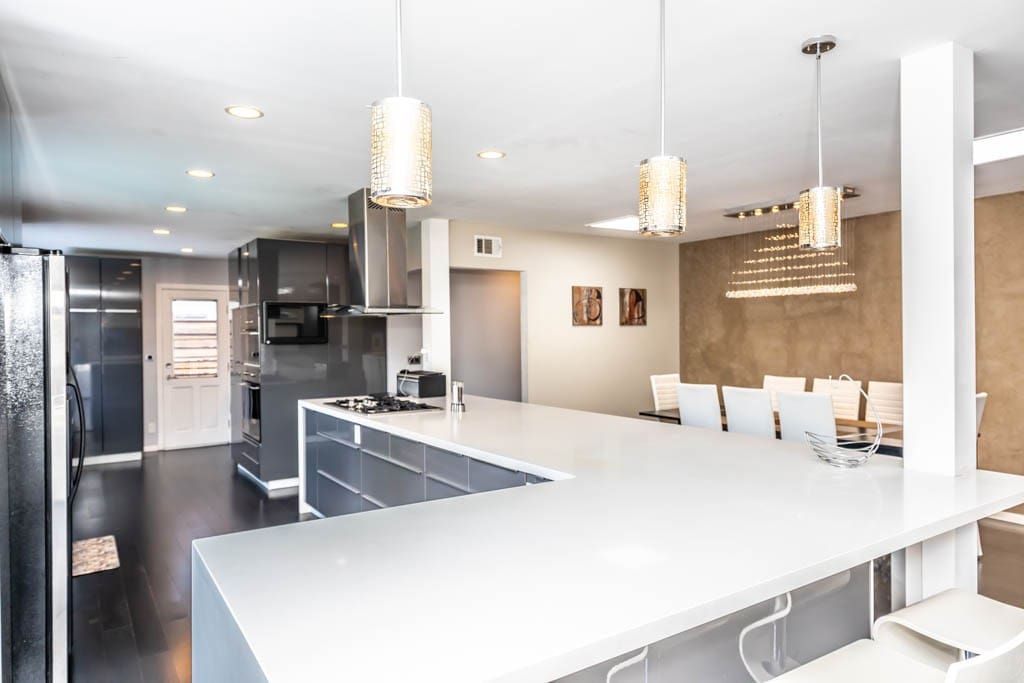 luxury-3br-oasis:-pool-and-style/