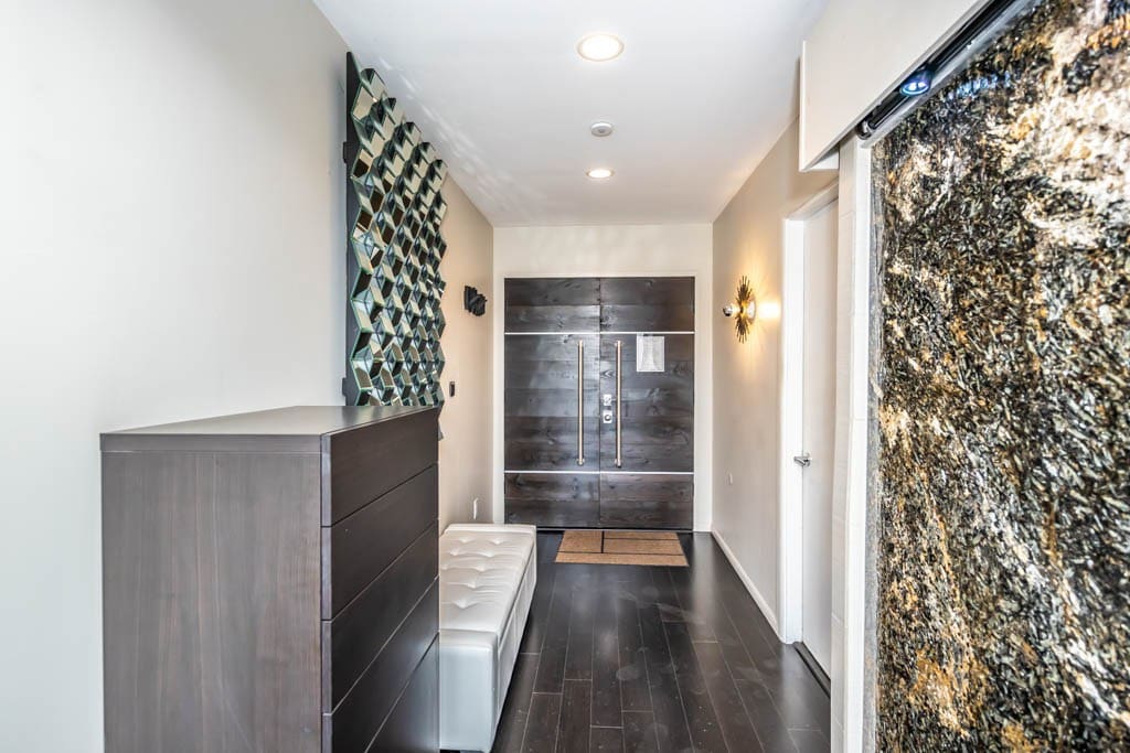 luxury-3br-oasis:-pool-and-style/