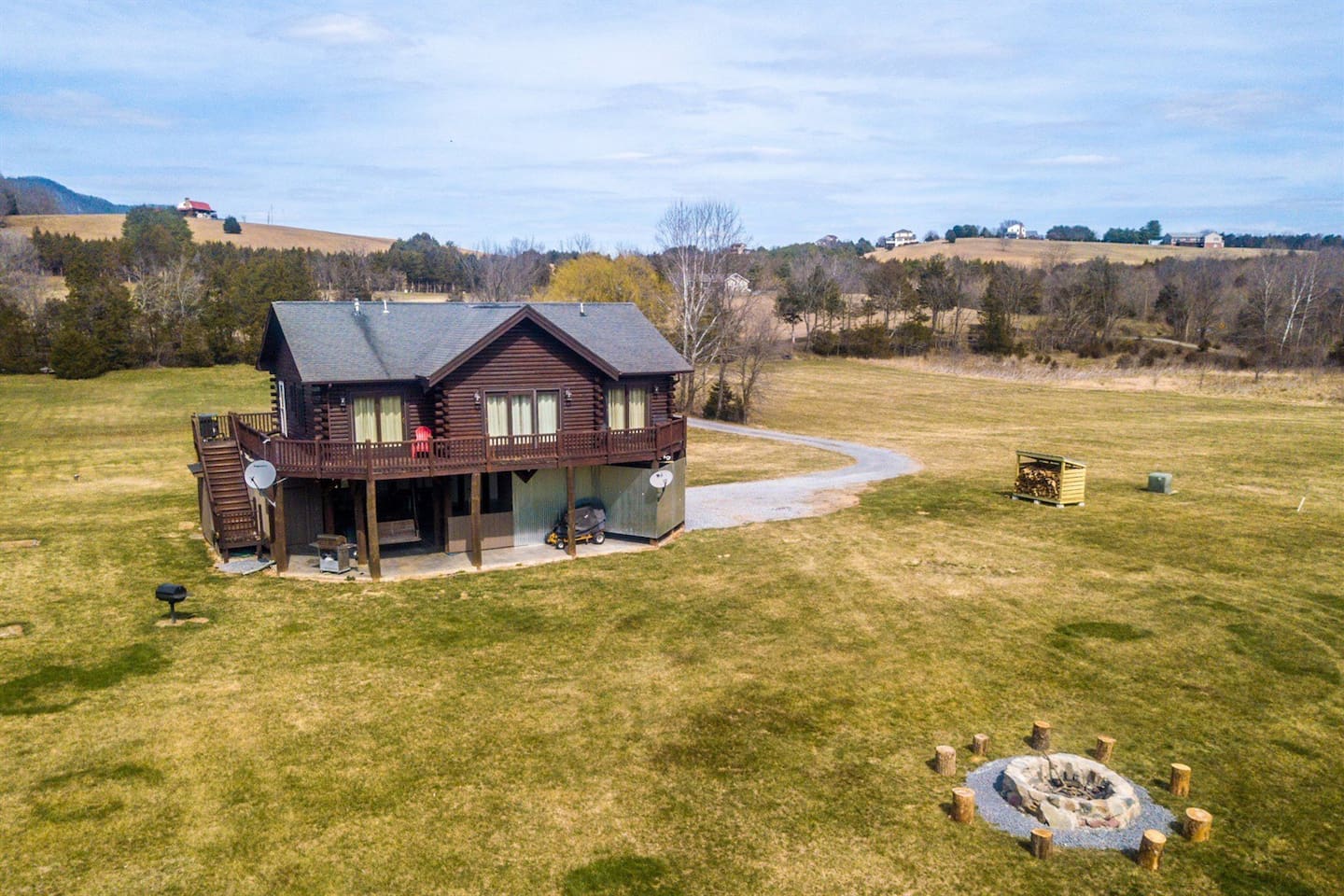 poppy's-hideaway-on-the-shenandoah-river/