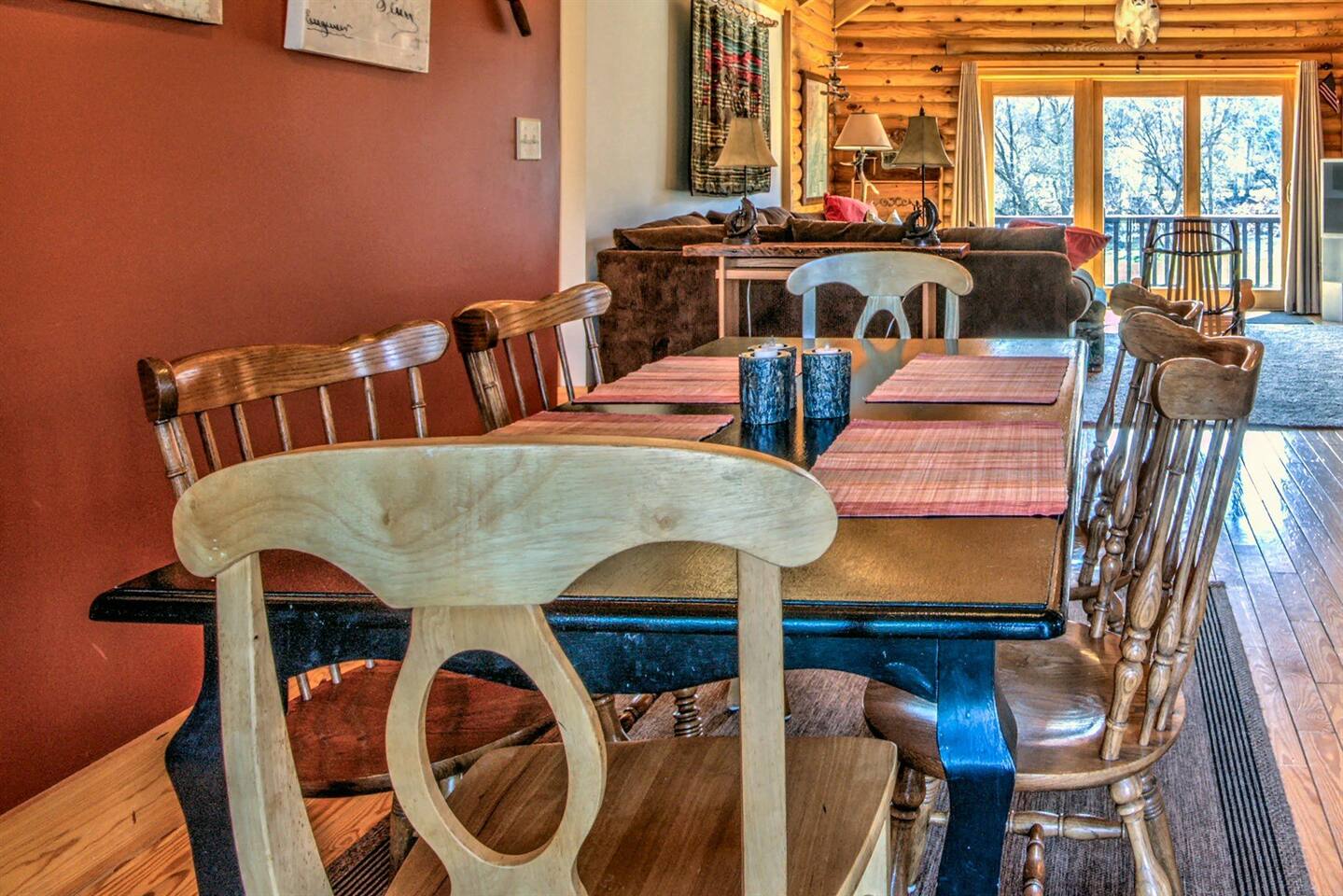 poppy's-hideaway-on-the-shenandoah-river/