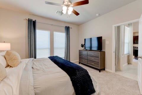 Brand New Home in Temple