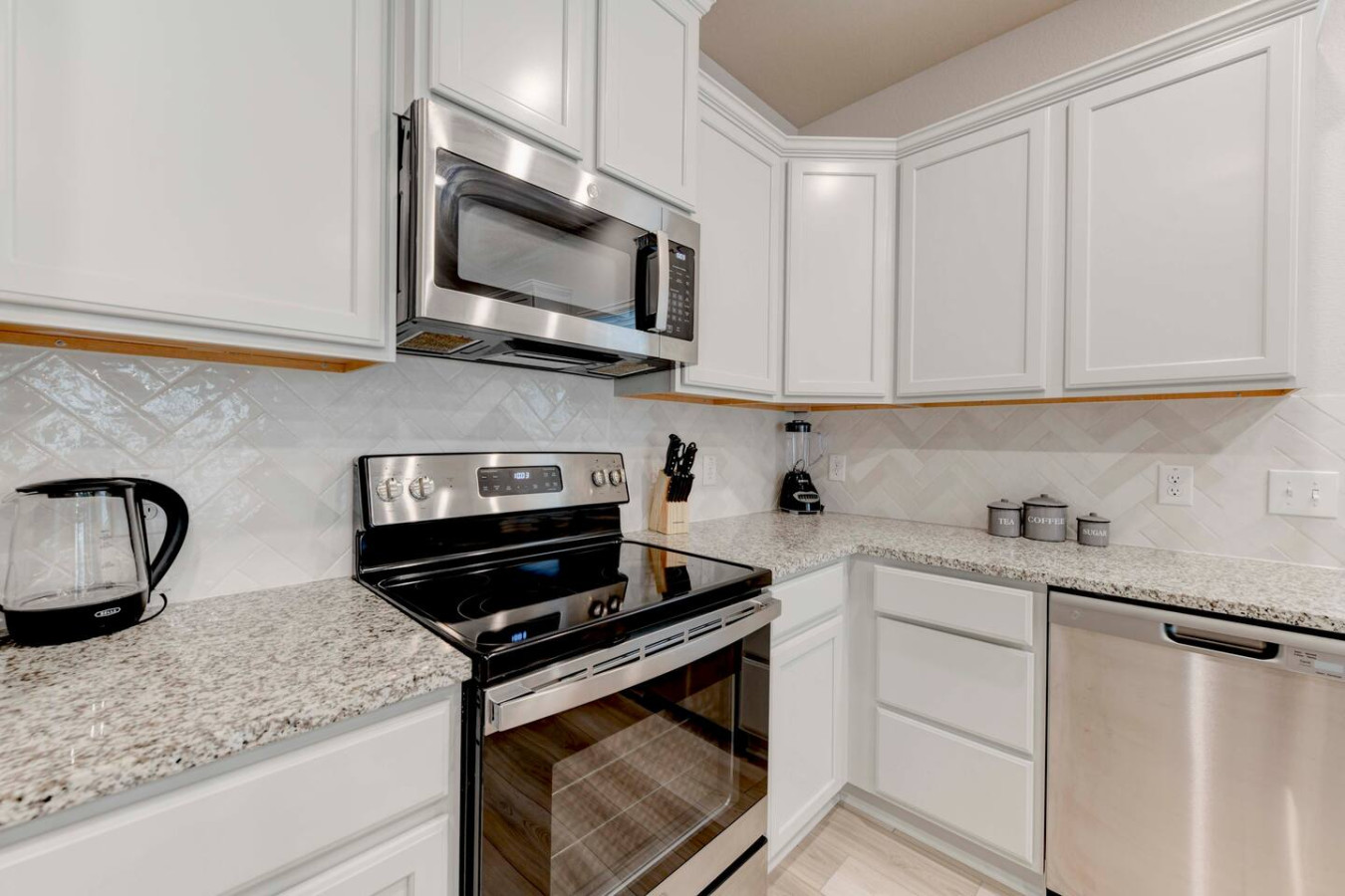 spacious-haven-for-workers-in-south-temple/