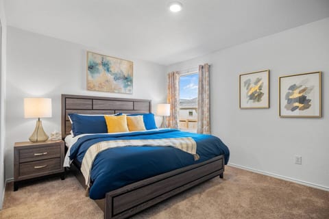 Serene Getaway in New Braunfels with 5 Beds