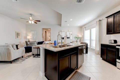4 Bedroom House in North Point