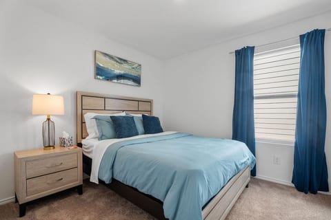 New Braunfels Home with 5 Beds