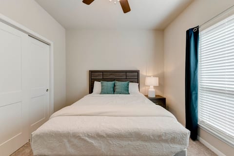 5 Beds Home for your workers