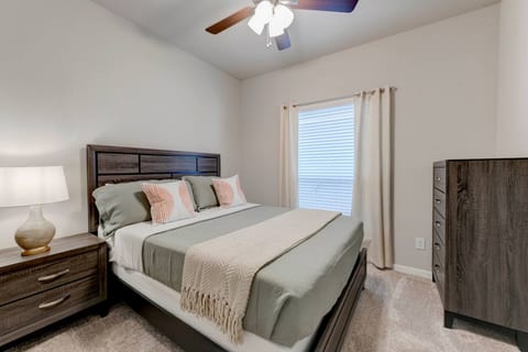 4 Bedroom Home For Your Workers in Temple