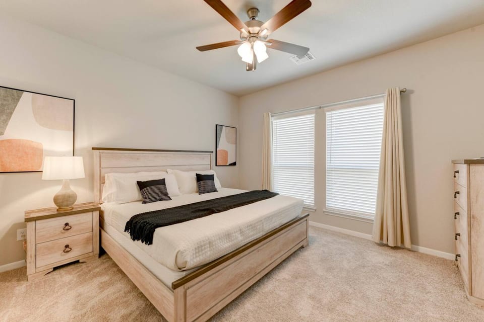 4 Bedroom Home For Your Workers in Temple - Temple