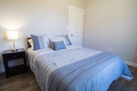 Modern Townhome in HEART Temple