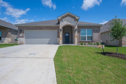 Spacious South Temple Home with 5 Bed