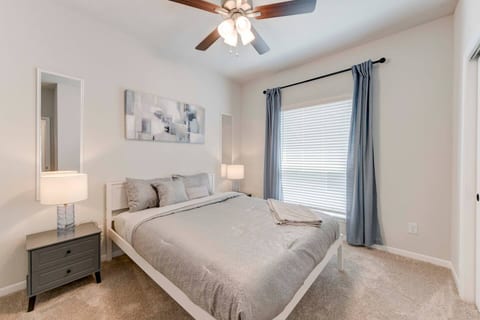 Spacious South Temple Home with 5 Bed