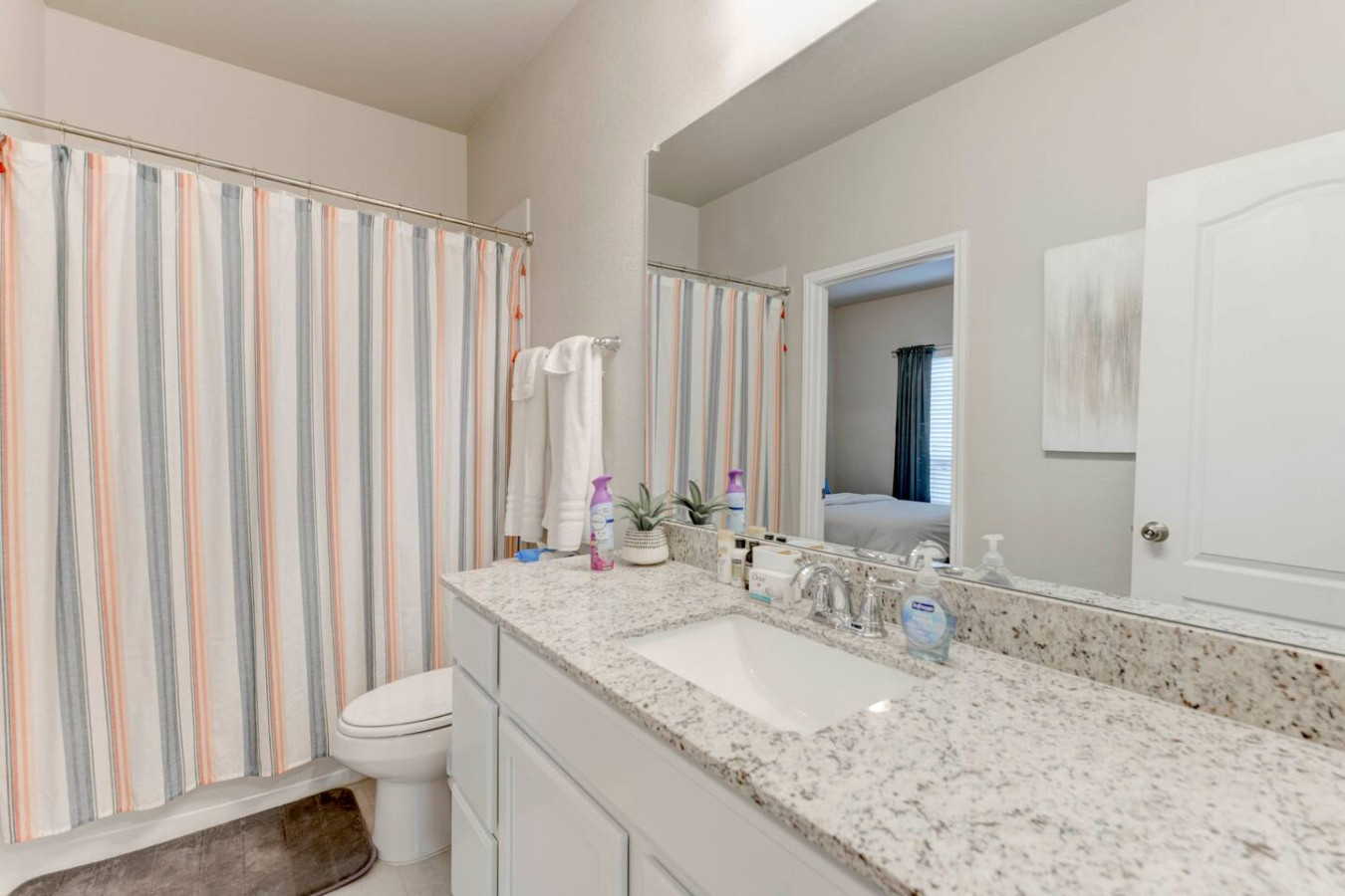 new-charming-retreat-in-temple/