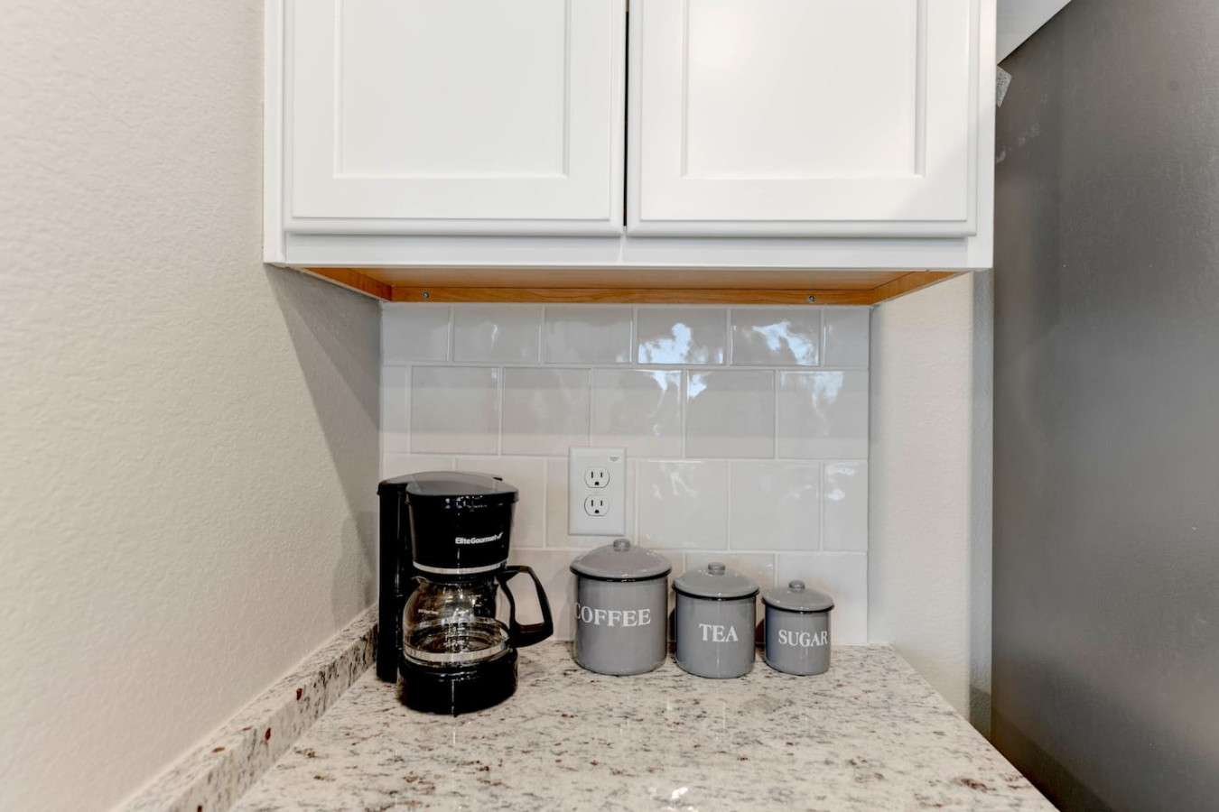 new-charming-retreat-in-temple/