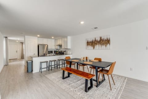 Serene New braunfels House