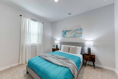 Hutto Executive Space