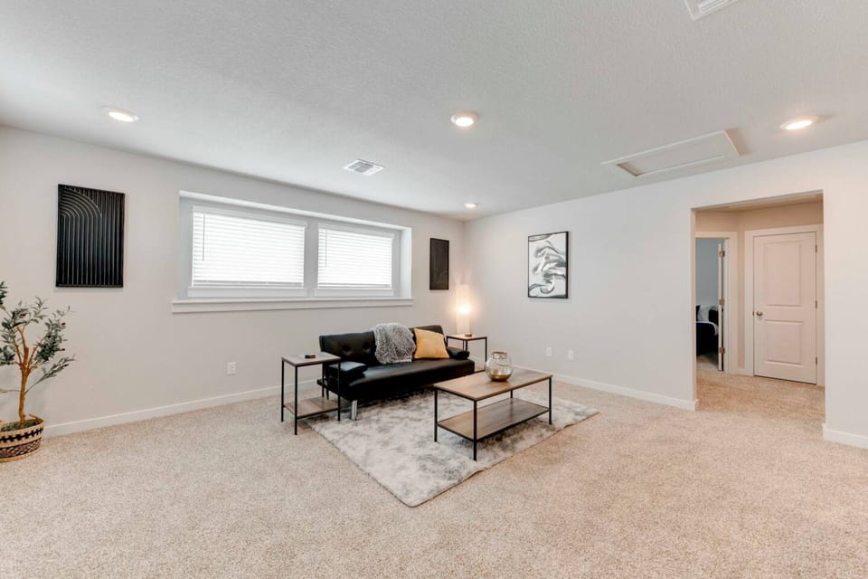 Hutto Executive Suite - Hutto