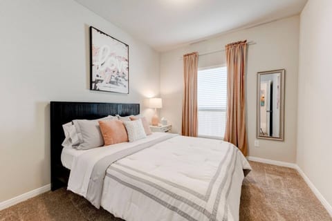 Spacious Gateway in Jarrell