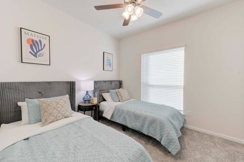 Troy Gem: Stylish & Central Stay