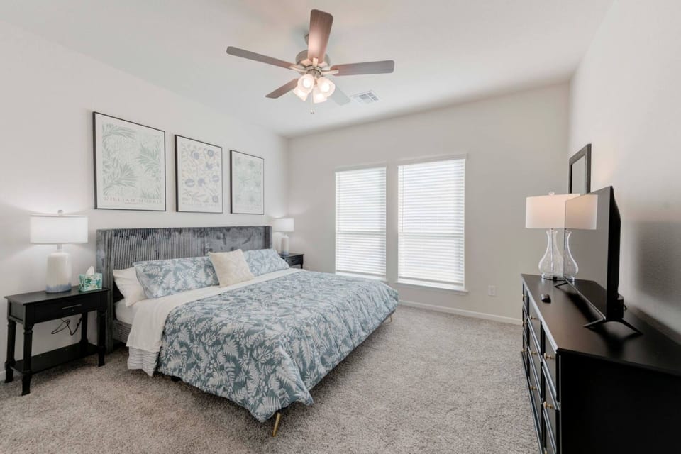 Troy Gem: Stylish & Central Stay - Troy