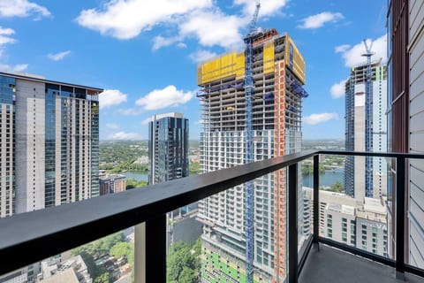 Modern retreat in downtown