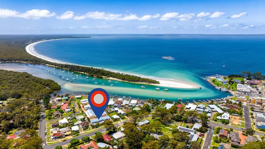 Waterfront Escape with Exclusive Jetty Huskisson - Huskisson