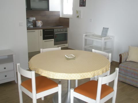 Apartments Mateo - Unit 372603-13