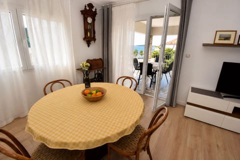 Apartments Mateo - Unit 372604-13
