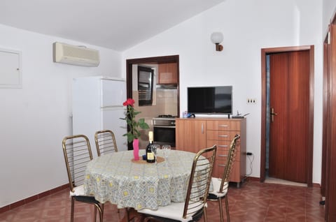 Apartments Bibi - Unit 375157-13