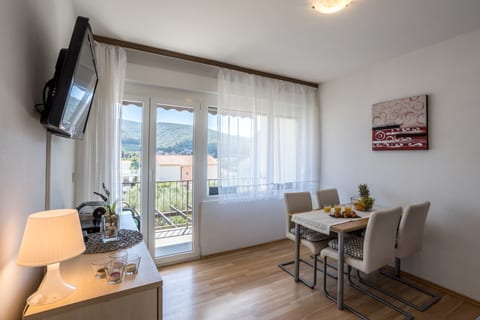 Apartment Orco - Unit 372555-13