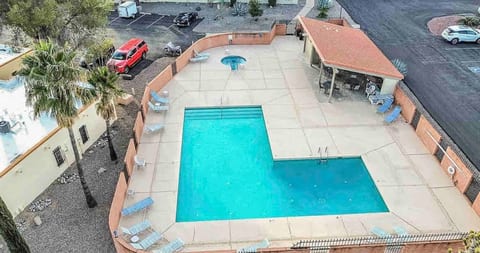 NEW Desert Oasis Condo