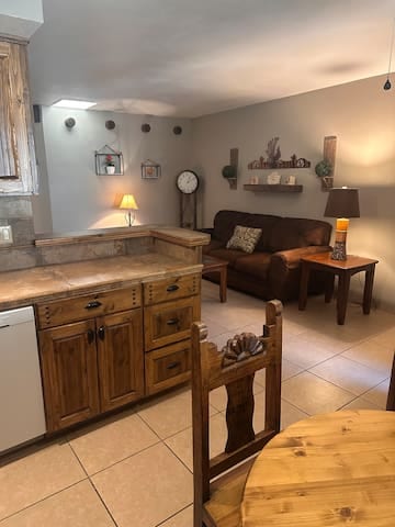 NEW Desert Oasis Condo