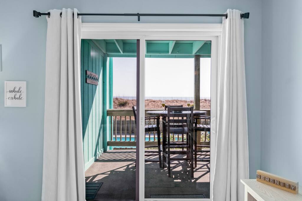Oceanfront/Pool/Views/King Beds/Walk to boardwalk