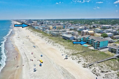 Oceanfront Condo with pool. Walk to boardwalk.