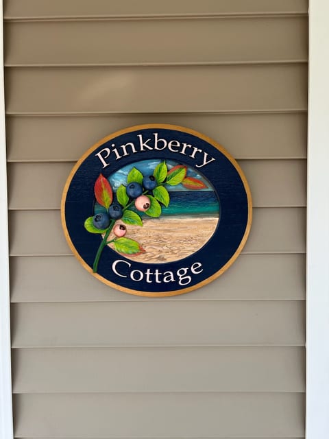 Pinkberry Cottage by Bayberry Cottages