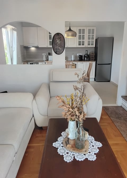 Apartment Anea - Unit 376500-13
