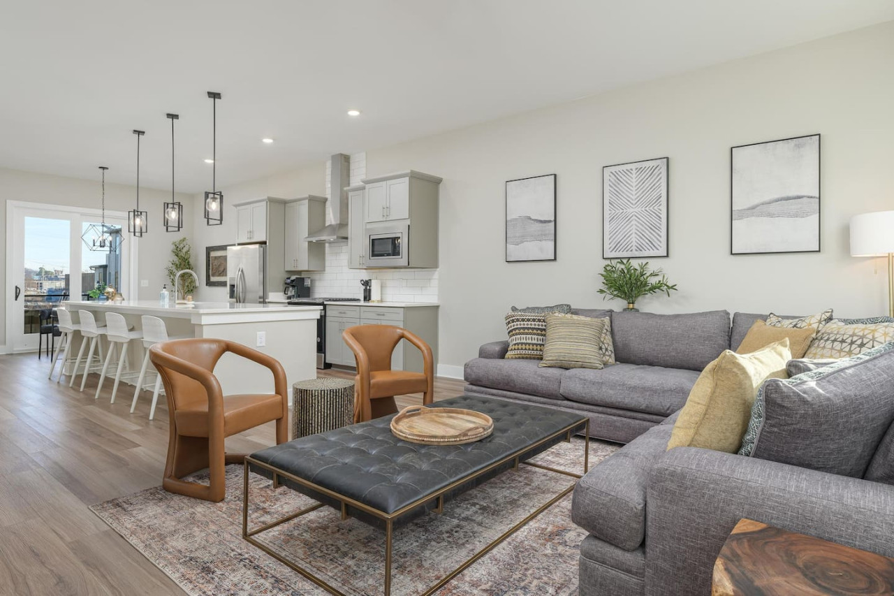 Southside Chatt Oasis - 3BR, 3BA Townhouse!