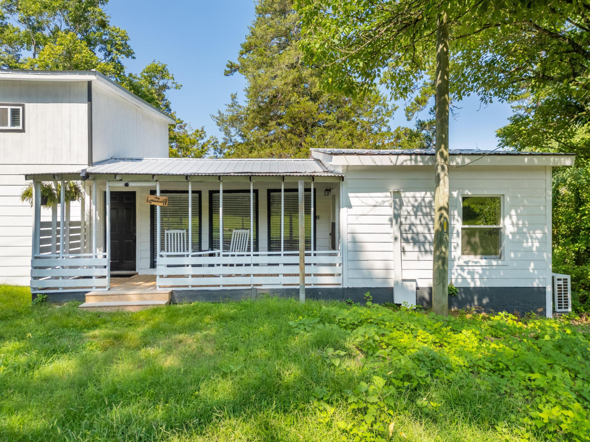 *the-meadow*-peaceful-escape!/