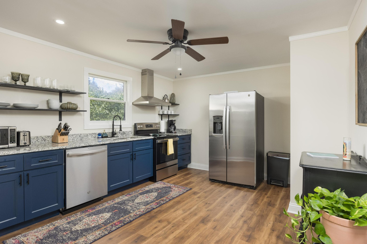 *the-meadow*-peaceful-escape!/