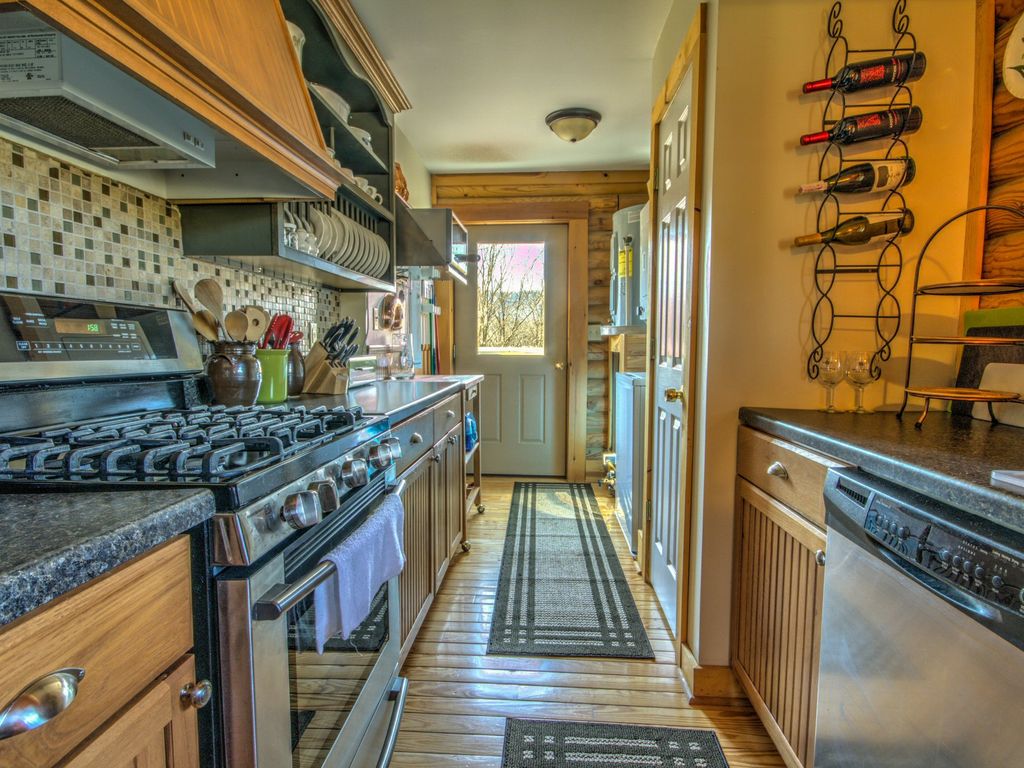 Poppy's Hideaway on the Shenandoah River - Luray