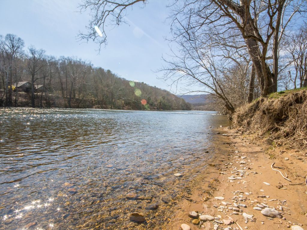 Poppy's Hideaway on the Shenandoah River - Luray