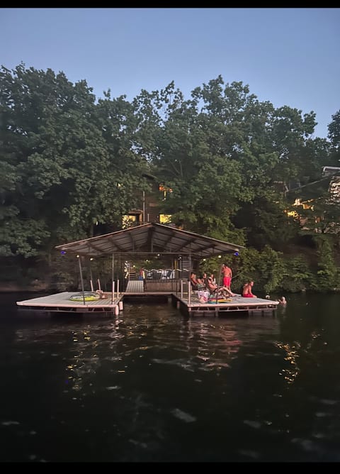 Lake front private home in Margaritaville!