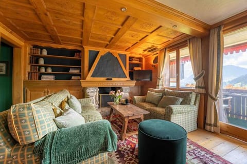 Enjoy Breathtaking View in Luxury Chalet Apartment