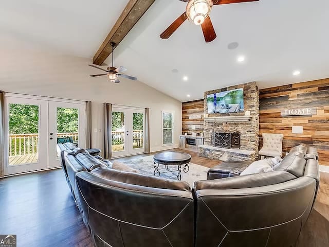Spécial Saint-Valentin au Cottage au Bord du Lac - Gainesville